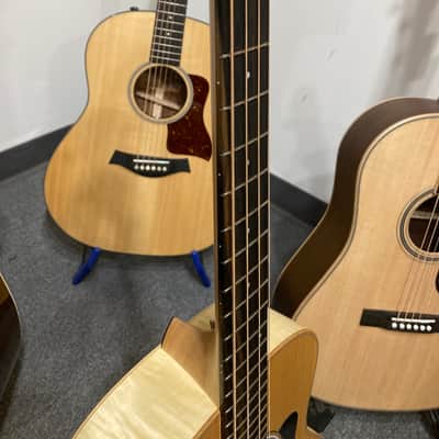 Taylor GS Mini-e Maple Electro-Acoustic Bass image 9