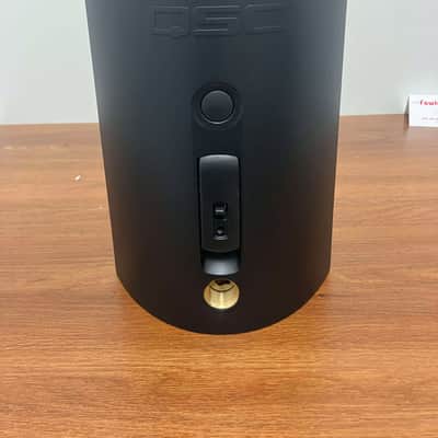 QSC iD8 Intellidock Mounting System image 8