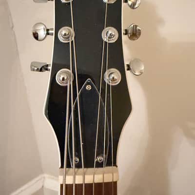 Gretsch Gretsch G5260 Electromatic Jet Baritone with V-Stoptail 2022 - Present - Bristol Fog 2024 - Bristol Fog image 4