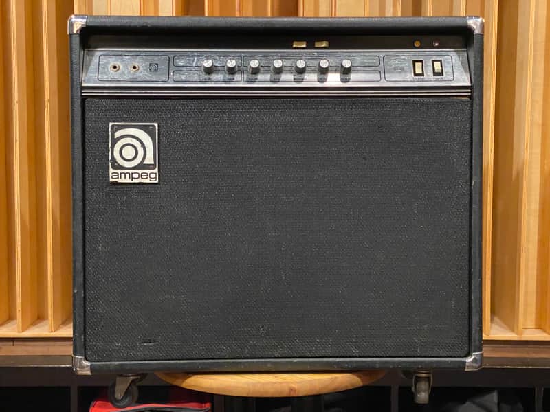 Ampeg VT-22 100-Watt 2x12" Guitar Combo image 1