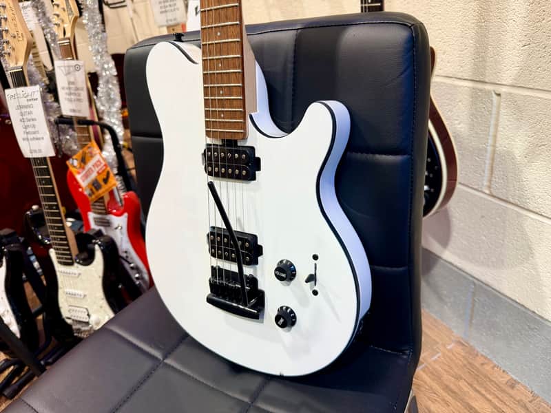 🌟B-Stock🌟 Sterling by Music Man SUB Axis~White W/Black Binding Electric Guitar image 1