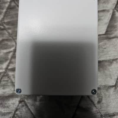 JHS Notadumble V1 2025 - White image 3