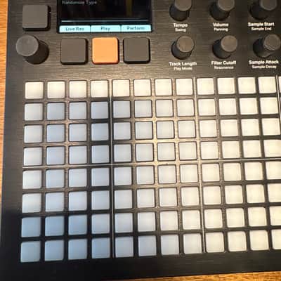 Polyend Play Sample-Based MIDI Groovebox 2022 - Present - Black image 2