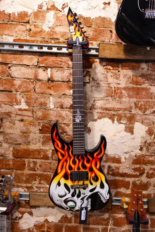 LTD Screaming Skull