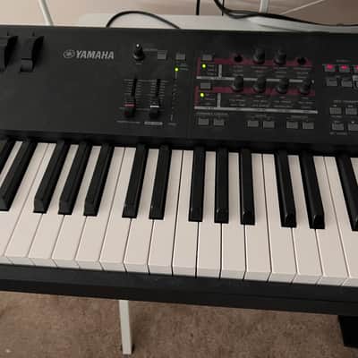 Yamaha MOXF8 Production Synthesizer 2013 - Present - Gray image 4