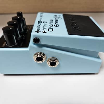 Boss CE-5(a) Chorus Ensemble (Dark Gray Label) 2001 - Present - Blue Bild 2