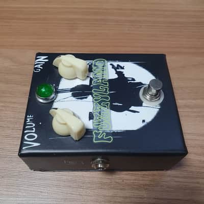 MG Pedals Fuzzyland - Black image 9