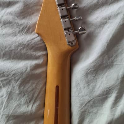Fender MIJ stratocaster 1985/6 image 9