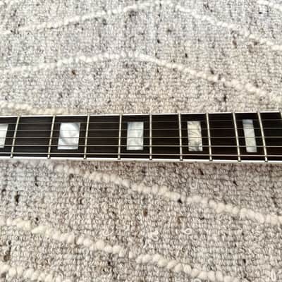 Fender Gold Foil Jazzmaster 2023 - Candy Apple Burst image 10
