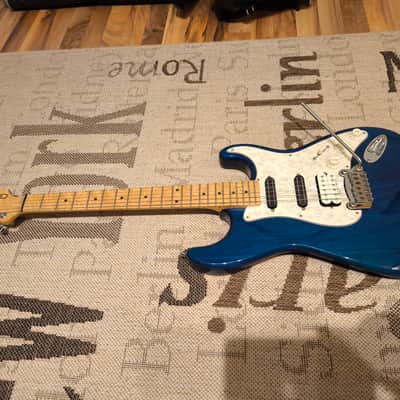G&L Legacy Special - See-through blue image 2