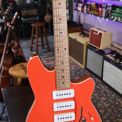 Reverend Kingbolt 390 Electric Guitar Feisty Red #70566-2 *B-Stock* image 7