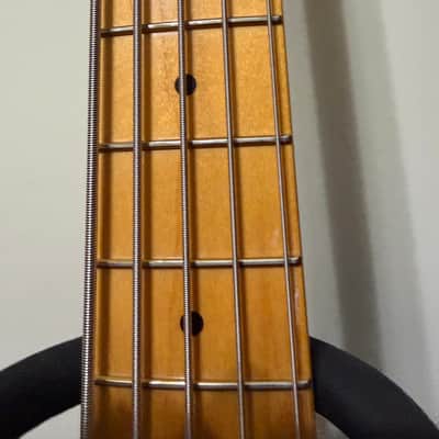Fender American Professional II Precision Bass V with Maple Fretboard 2020 - Present - Miami Blue image 8