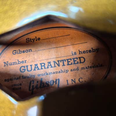 Gibson ES-355TD Mono in Sparkling Burgundy (aka goldtop 335 with vibrato...) image 9