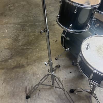 Pearl Forum Series 5-Piece Drum Kit with Hardware, Zildjian ZBT Cymbal, PDP Pedal & Throne image 12