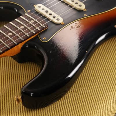 Fender Custom Shop  Stevie Ray Vaughan Signature Stratocaster Relic 3-Tone Sunburst image 8