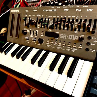 Roland SH-01A Boutique Series Synthesizer Module with K-25m Keyboard 2017 - Present - Gray image 2
