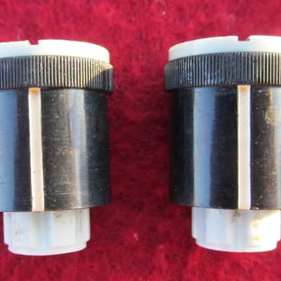 Yamaha PM-200B MIXER Channel Knobs-PAIR-REVERB ECHO TREBLE BASS KNOBS-Round Shaft