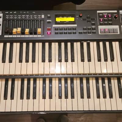 Hammond SK2 Dual Manual Portable Organ w/ Hard Case 2010s - Black