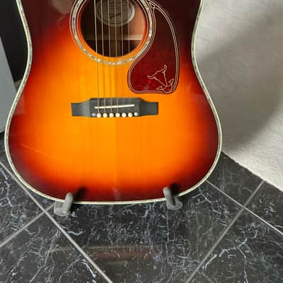 Gibson J-45 Custom Shop 30th Anniversary Gibson Montana Sunburst Dead Mint image 2