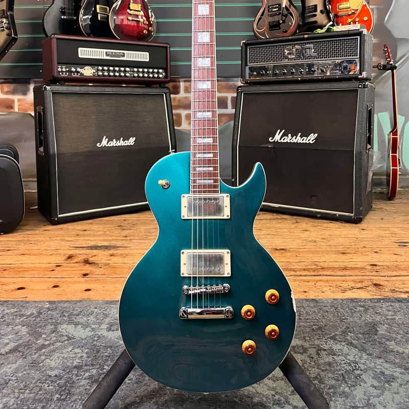 2021 Cort Classic Rock CR200 Flip Blue