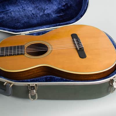 C. F. Martin  00-28C Classical Guitar (1972), ser. #298947, original molded blue plastic hard shell case. image 12