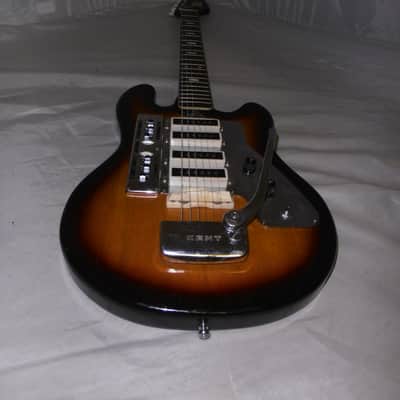 Kent Guyatone Videocaster model 533, very nice! image 16