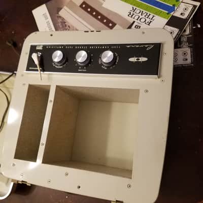 Revere T-2200-C EL84 8 Watt Mono Tube Amp, alnico speaker, and cabinet: Stereo Companion 1961 - Beige plastic and silver image 3