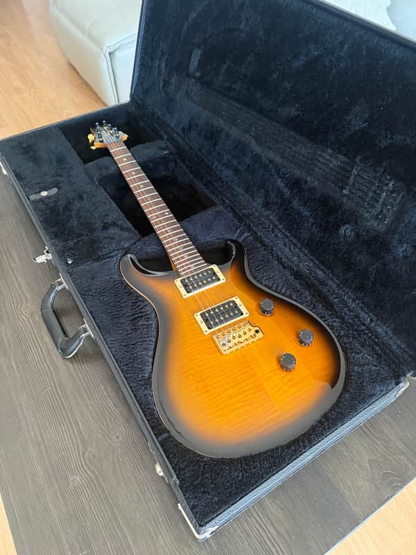 PRS CE 24 Maple Top Tremolo 1995 - 2008 - Black Sunburst image 1