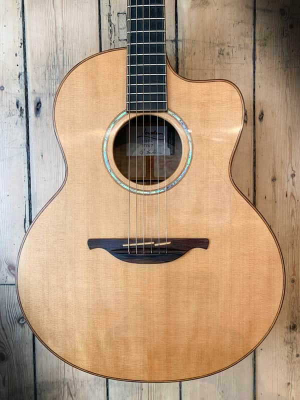 2006 Lowden F35 CX - Quilted Maple - Ex McFLY. Comes with hard shell case image 1