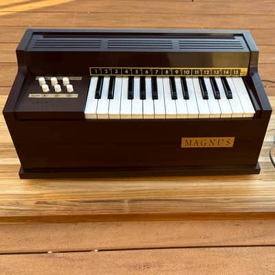 Magnus Tabletop Electric Chord Organ Model 300 Brown 1960's Vintage / Antique image 1