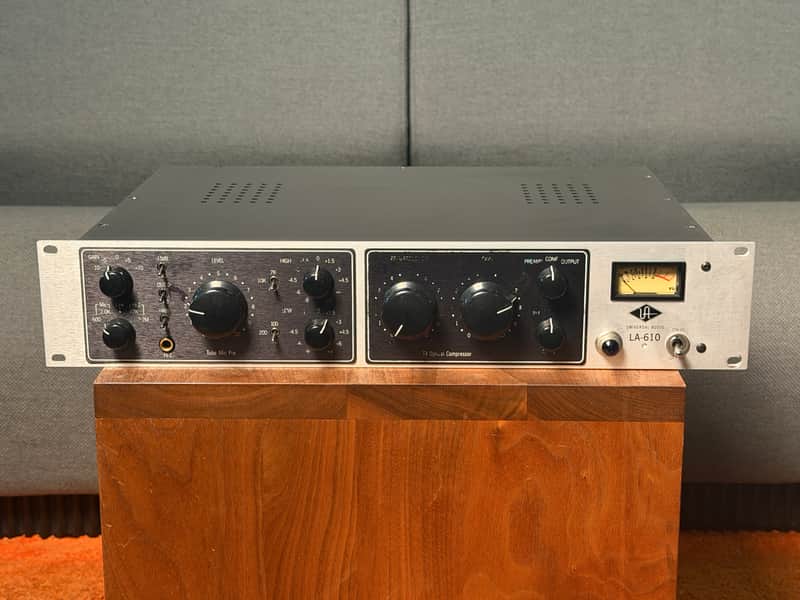 Universal Audio LA-610 Tube Channel Strip 2000s - Gray / Black image 1
