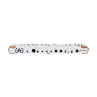 Arturia AstroLab 37 - Synthesizer image 5