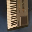Roland HS-60 Juno 106 Polyphonic Synthesizer 1985 - 1989 - Gray