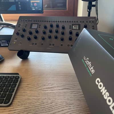 Softube Console 1 Channel MKIII Control Surface 2023 - Present - Grey image 2