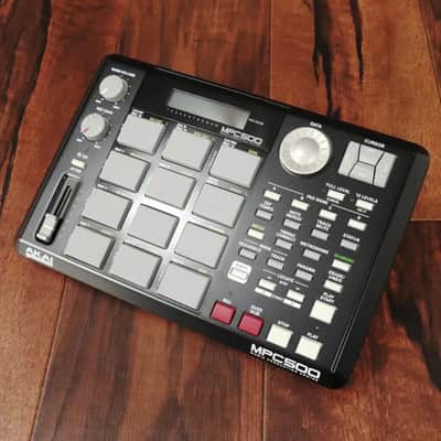 Akai MPC500 Music Production Center | Reverb