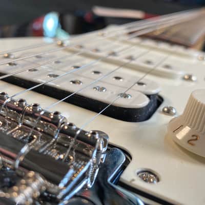Fender Player Stratocaster HSS with Pau Ferro 2018 Black #MX22048406 (8 lbs. 7.9 oz.) image 2