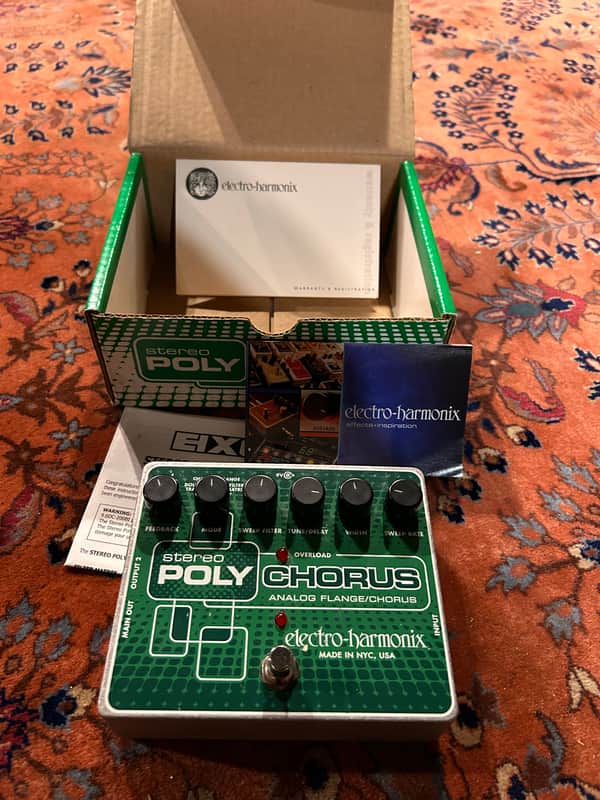 Electro-Harmonix Stereo Polychorus Analog / Chorus / Flanger / Slapback Echo 2011 - 2023 - Green image 1
