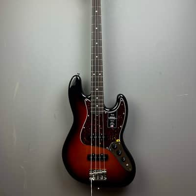 Fender American Professional II Jazz Bass 2024 - 3-Color Sunburst image 2