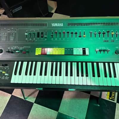 Yamaha CS-50 Polyphonic Synthesizer 1977 - Black