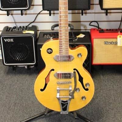 Epiphone Wildkat Semi-Hollowbody 6str Guitar w/Bigsby Tremolo. Made in China, Year 2018 (Pre-Owned) image 9