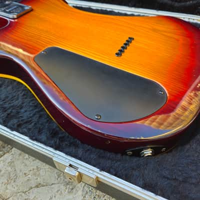 Charvel The Legend / Model 7 SS with Maple Fretboard 1986 - 1989 - Sunburst image 24