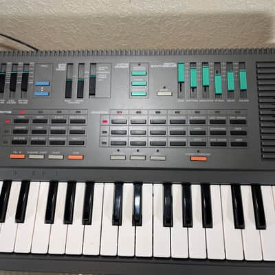 Yamaha PSS-460 1986 with soft case and manual image 6
