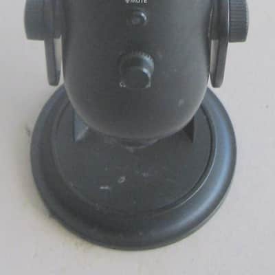Blue Yeti Microphone 2020s - Black image 2