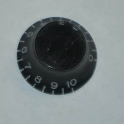 one pair (2 individual knobs) used relic'd genuine Gibson Black TOP HAT Knobs (model PRHK-010) knobs have some visible imperfections from use (the other two knobs from the from the PRHK-010 set are NOT included) image 14