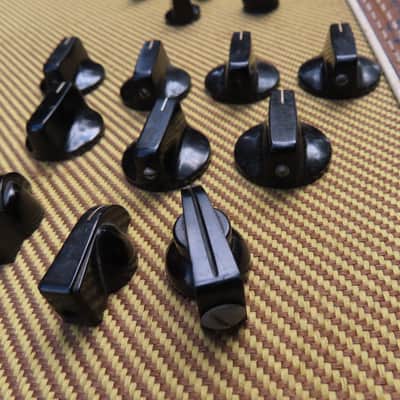 DAKA WARE CHICAGO EH BIG MUFF KNOB COLLECTION 15 KNOBS VINTAGE ORIGINAL image 3