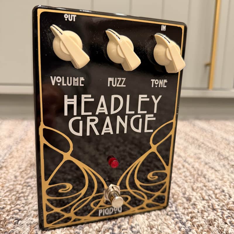 2024 Pigdog Headley Grange Black / Gold / Grey