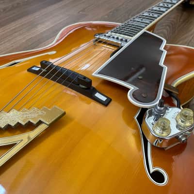 Original 1962 D'Angelico New Yorker - Sunburst image 3