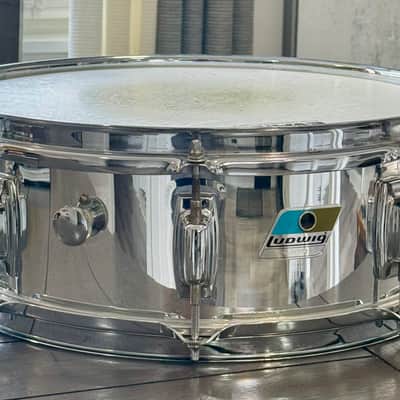 Ludwig 5x14 chrome over maple snare drum 1979 image 2