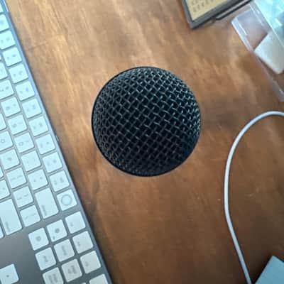 Peavey PVi 100 Dynamic Cardioid Mic 2010s - Black image 3
