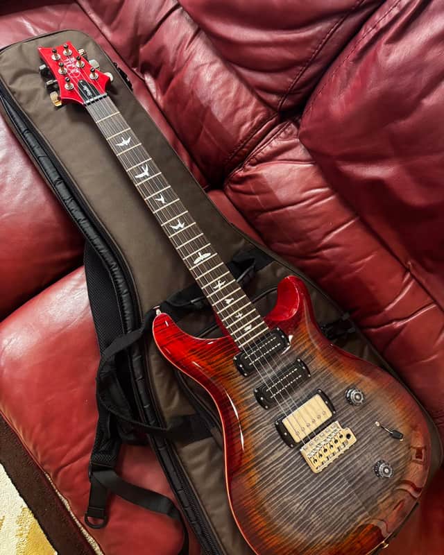 PRS SE Studio 2025 - Charcoal Cherry Burst image 1